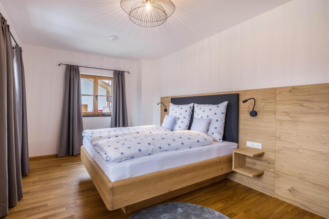 Schloeglhof Villa Gilching Bagian luar foto